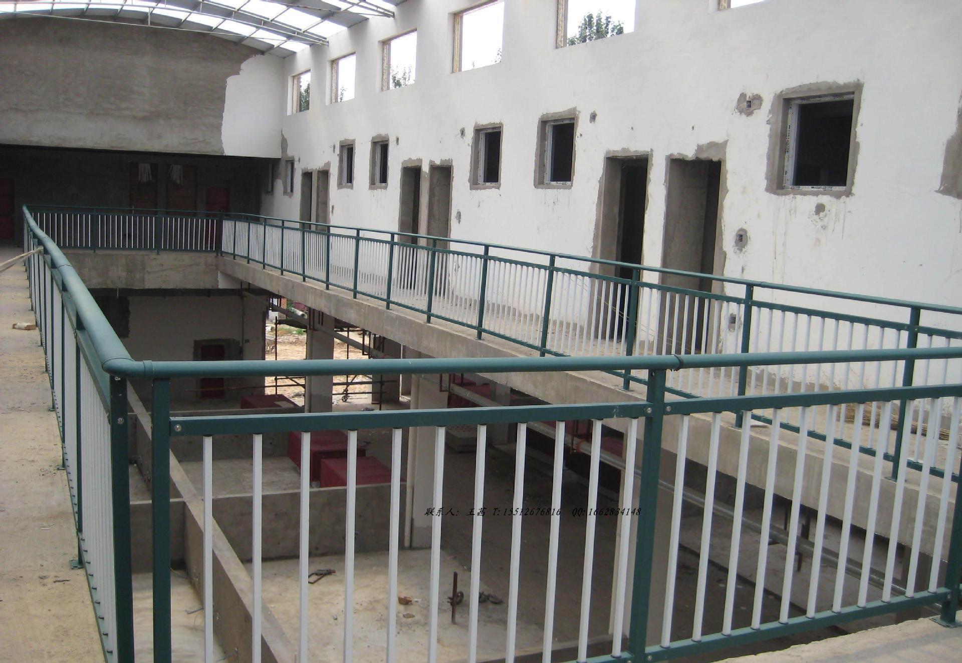 護(hù)欄配件工藝處理過程 熱鍍鋅建筑護(hù)欄 高溫?zé)峤\材料