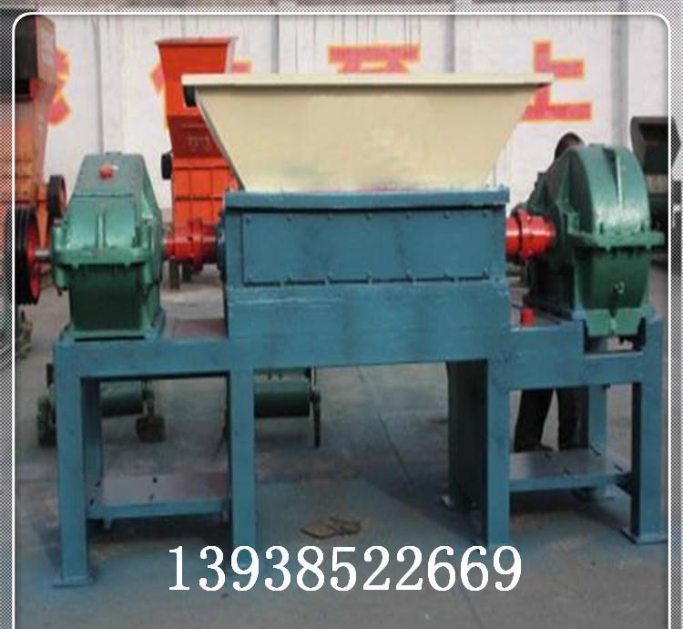 直銷優(yōu)質(zhì)1000型雙軸撕碎機 節(jié)能撕碎機 廢舊塑料撕碎機廠家